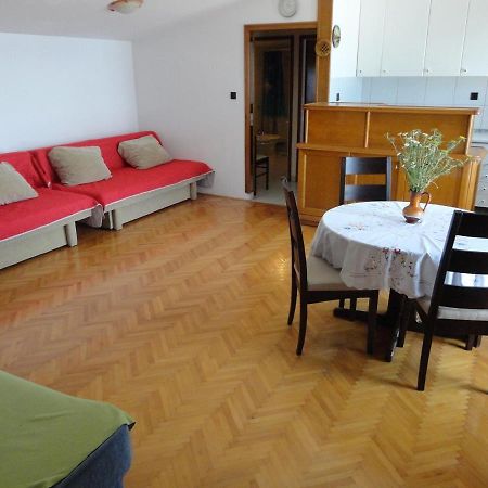 Apartman Lucijan Marusici  Ngoại thất bức ảnh